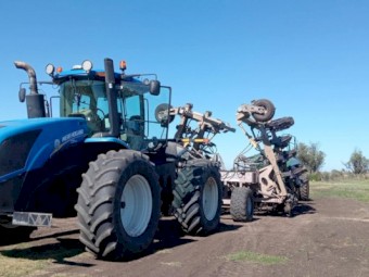 2013 New Holland T9.450 4WD Tractor