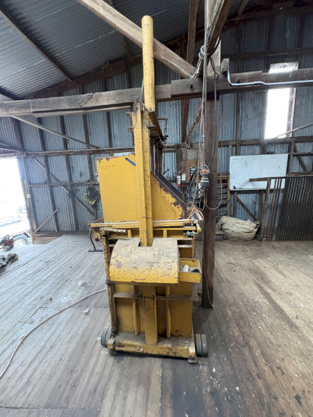 TPW Wool Press 