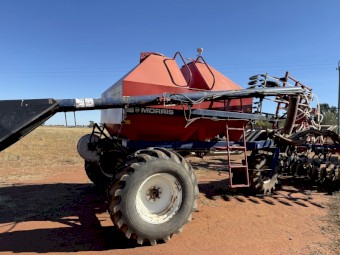 32ft Morris Concept 2000 with Morris Aircart