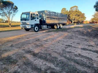 2007 Isuzu FVM 1400 Livestock Truck