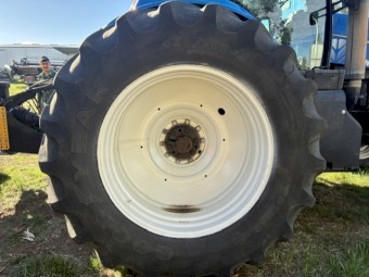 2006 New Holland TG255 Tractor on Duals