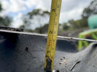 30.5-32 Tyres x 2