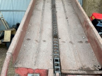 New Holland 129 Small Bale Elevator