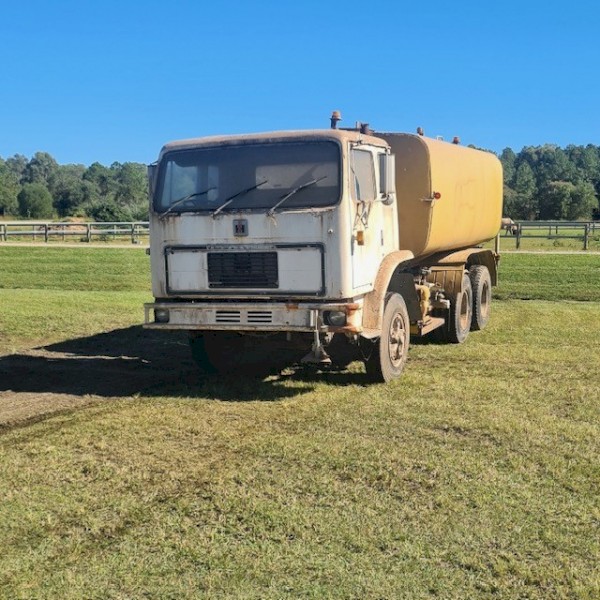 1972 International Acco C2050 Farm Bogie Water Truck