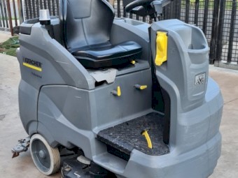 Karcher Scrubber Drier Battery Powered Ride-On B150R + D90