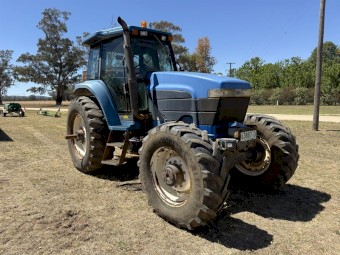 New Holland 8670 FWA Cab Tractor