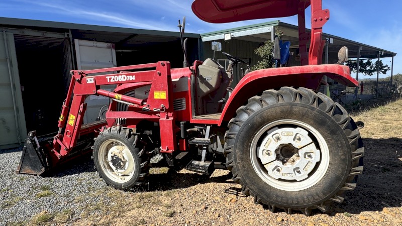 Foton FT704 4WD Tractor with 6ft Heavy Duty Slasher