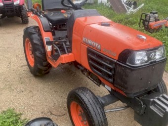 2007 Kubota B7510 Tractor