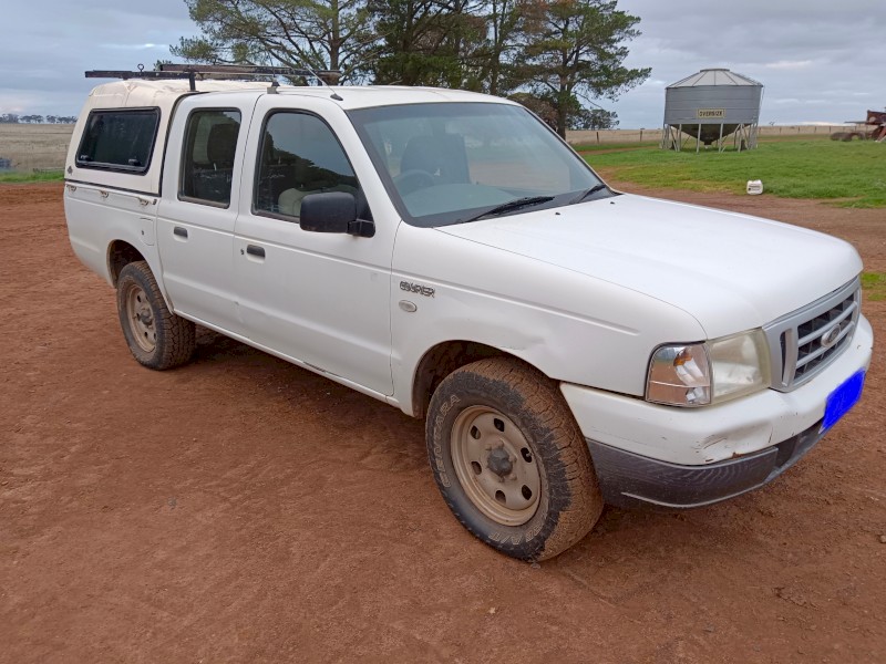 2006 Ford Courier
