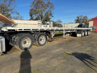 2007 Krueger ST3 Flat Top Trailer