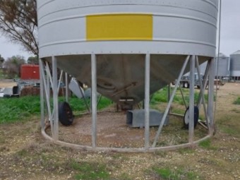 7 x Jaeschke & Campbell Field Bins 30-33mt