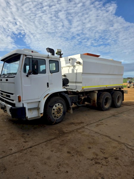 Iveco Acco Water Truck