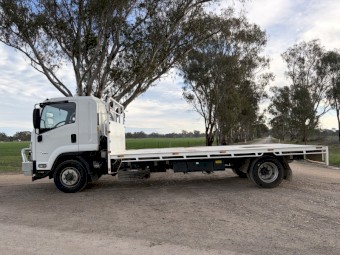 Tray Truck Isuzu FSD 2016