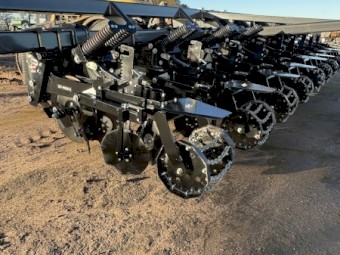 Kuhn Gladiator Strip till