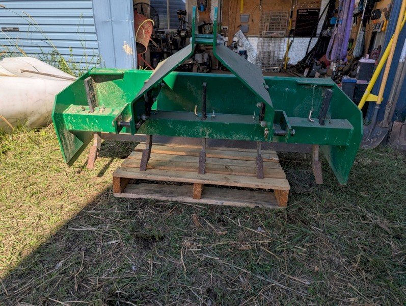 Hayes 5ft (1500mm) Box Blade with 3PL & Rippers — Near New