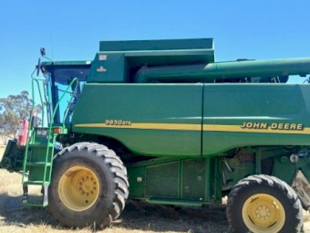 John Deere 9650 STS Header with Draper Front and Trailer