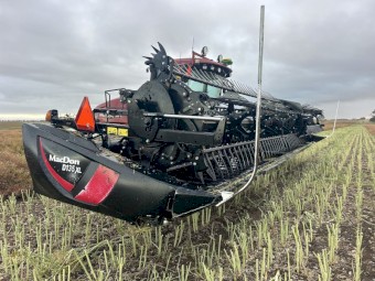 2017 MacDon D135XL Windrower Front