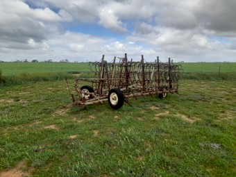 Shearer  11 leaf Harrows