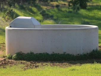 6'4" Round Cattle/Horse Water Trough- 1400Lt