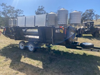 2022 MacDon PW8 Canola Pick Up Front