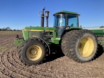 1991 John Deere 4255 Tractor