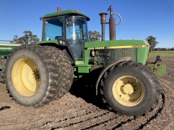 1991 John Deere 4255 Tractor