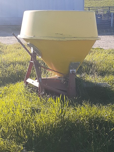 Vicon Spreader / Seeder