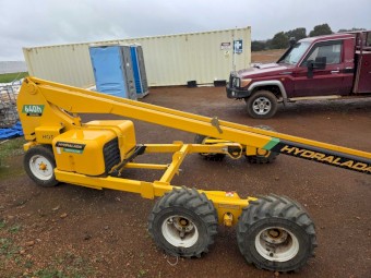 Hydralada TM 640 RRT Elevating Work Platform