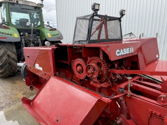 2015 Case IH SB541 Small Square Baler & 2018 Jadan Accumulator