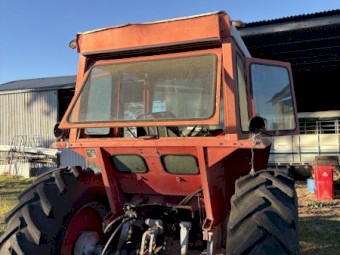 Massey Ferguson 1085 Tractor