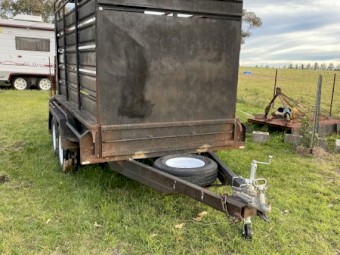 10 x 5 Tandem Stock Trailer