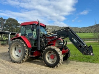2006 McCormick CX85 Tractor and FEL