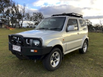 2008 Suzuki Jimny Trekker - Full log book service history