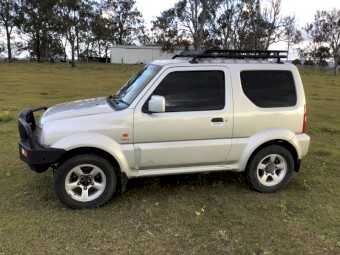 2008 Suzuki Jimny Trekker - Full log book service history