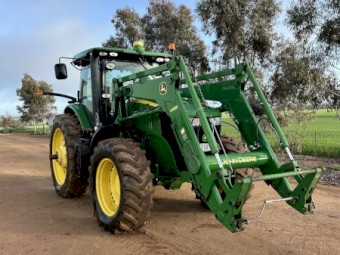 2012 John Deere 7260R and H480 Loader