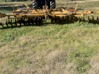 Taylor-Way 50 plate Offset Disc Plough