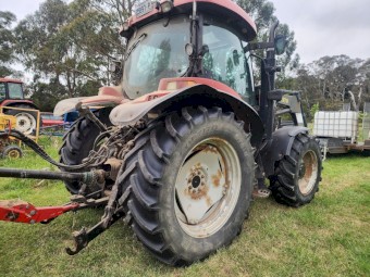 2004 Case IH Maxxum 110 Tractor with Loader
