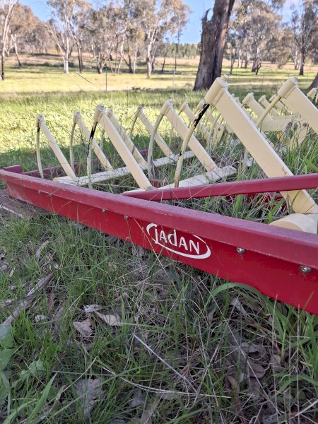 Jadan 15 Hay Grab