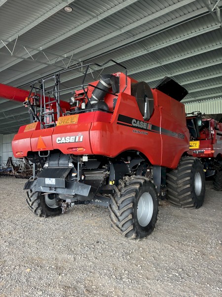 Case IH 8120 Header