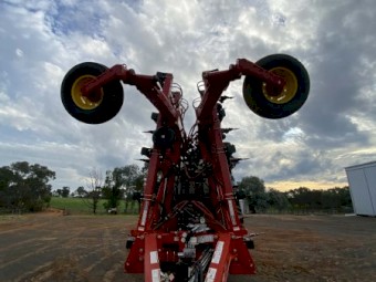 2024 Bourgault HD872-9 Air Seeder