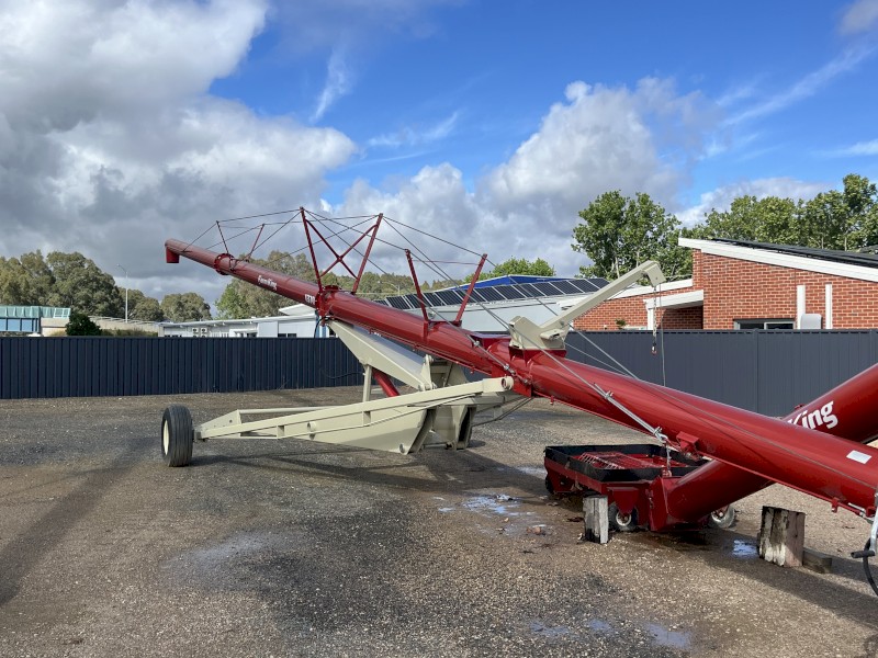 Farmking 1370 Swing Away Auger