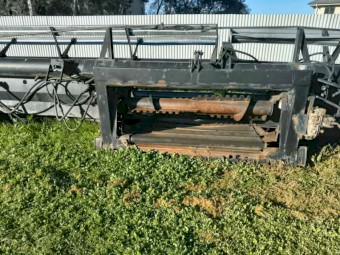 1999 MacDon 40ft Header Front to suit Case IH 2388
