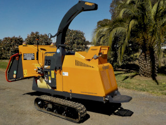 AS NEW. 6/2020 FORST TR8 Commercial Rubber Tracked Diesel 8" Wood Chipper