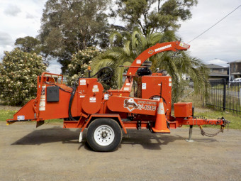 11/2020 MORBARK EEGER BEEVER 1215 Commercial Diesel 12" Wood Chipper