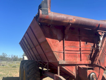 08 16 tonne white bogey axle chaserbin 