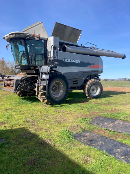 gleaner A85 2008,