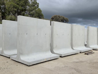 2.5m high L-Block Retaining Walls x 2.4m long x 1.0m wide
