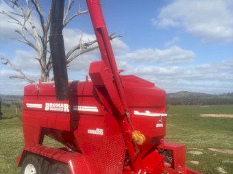 Bromar 50 bag Multi Feeder