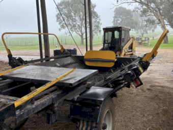 2017 Boomerang Mark 6 Twin Bale Feed Out Cart