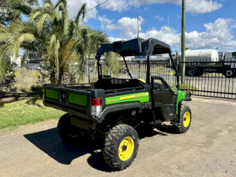 John Deere XUV 825i Gator